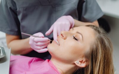 Gum Disease Symptoms You Shouldn’t Ignore